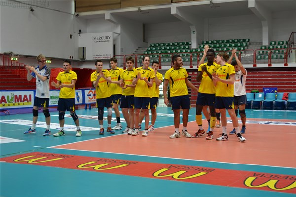 under19saluto